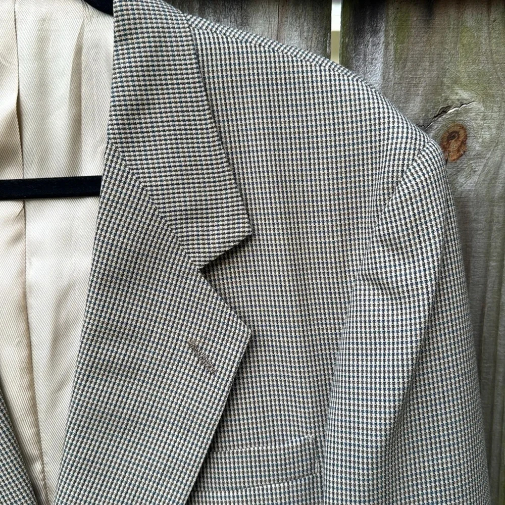 Oscar de la Renta houndstooth blazer, size 44L